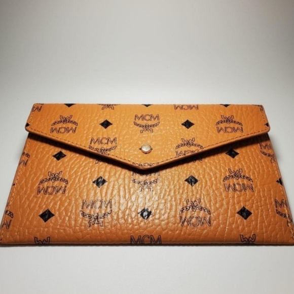 Classic MCM Cognac Visetos Envelope Clutch | Authentic GWP - Picture 3 of 3